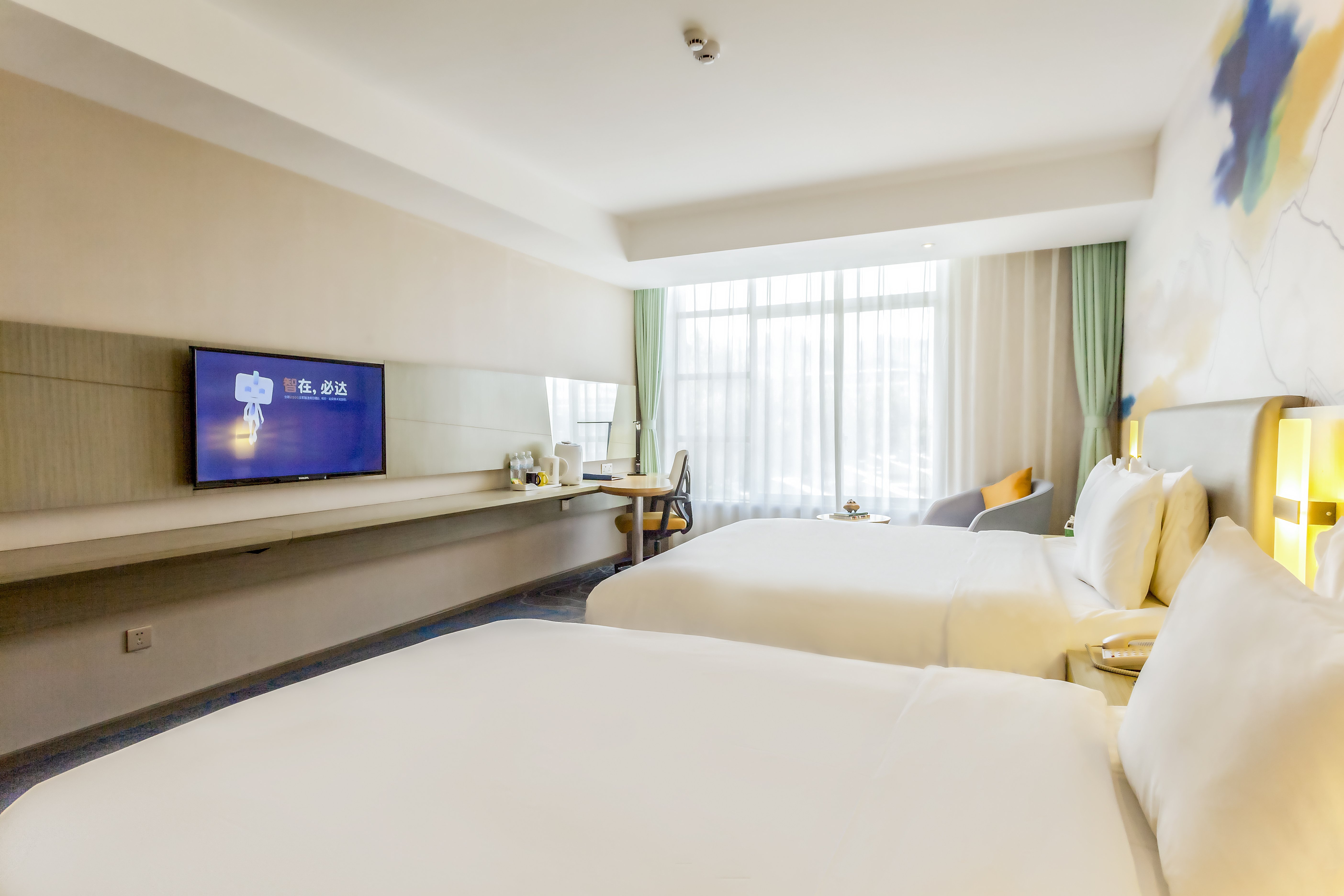 HOLIDAY INN EXP LHASA POTALA PALACE-guestroom-2 SINGLE BED SUPERIOR ROOM.jpg
