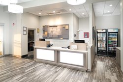  - Holiday Inn Express & Suites West Airport Memphis - I-55 & I-69, Exit 5