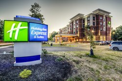  - Holiday Inn Express & Suites Westlake - I-90, Exit 156