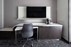  - Courtyard by Marriott Downtown Knoxville - I-40, Exit 388