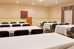 - Holiday Inn Express & Suites Livingston