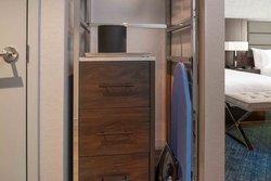  - Holiday Inn Express Quincy