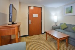  - Holiday Inn Express & Suites Fredericksburg - I-95, Exit 133