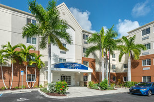 home2 suites fort myers fl