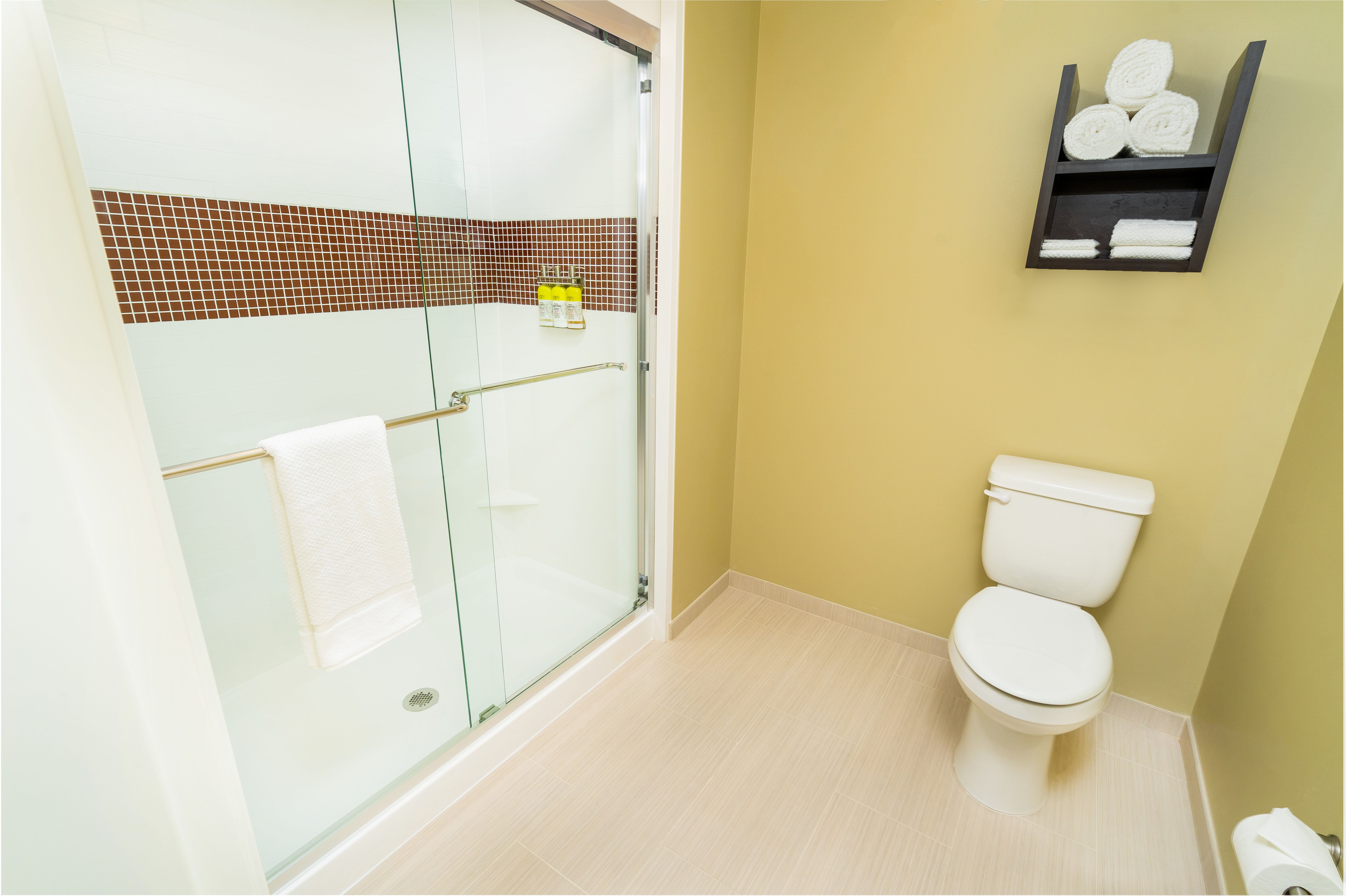 STAYBRIDGE STES NEWARK-guestroom-Guest Room.jpg