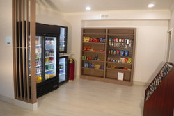  - Holiday Inn Express & Suites Airport Bethlehem