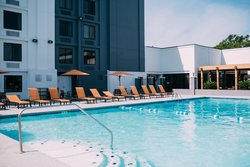 - Courtyard by Marriott Beachfront Hotel Gulfport