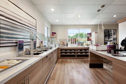  - Residence Inn by Marriott Vacaville - I-80, Exit 56