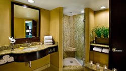  - Crowne Plaza Hotel Glen Ellyn