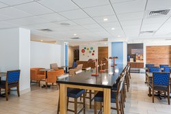  - Holiday Inn Express Lorton - I-95, Exit 163