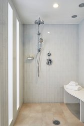  - Renaissance Hotel Southpark Charlotte