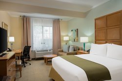  - Holiday Inn Express & Suites Silicon Valley Santa Clara