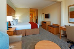  - Holiday Inn Express & Suites Silicon Valley Santa Clara