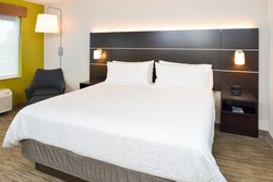  - Holiday Inn Express Wixom - I-96, Exit 159