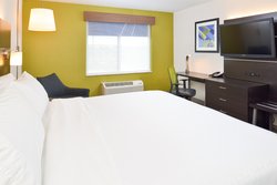  - Holiday Inn Express Wixom - I-96, Exit 159
