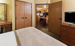  - Candlewood Suites St Robert
