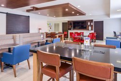  - Holiday Inn Express & Suites Southfield