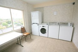  - Holiday Inn Express & Suites Chula Vista - I-5, Exit 8B