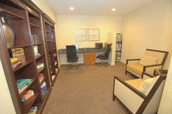  - Holiday Inn Express & Suites Chula Vista - I-5, Exit 8B