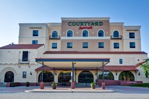 wichita courtyard town old marriott hotel ks tripadvisor