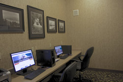  - Holiday Inn Express & Suites Astoria