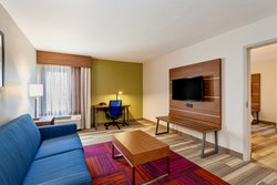  - Holiday Inn Express Brandon - I-75, Exit 257