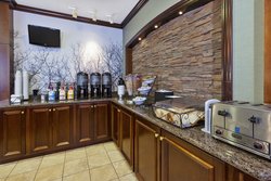  - Staybridge Suites Okemos - I-96, Exit 110