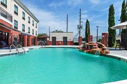  - Holiday Inn Express & Suites Sealy - I-10, Exit 720