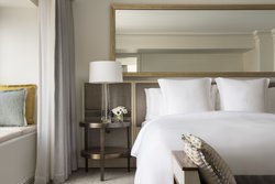  - Four Seasons Hotel Chicago