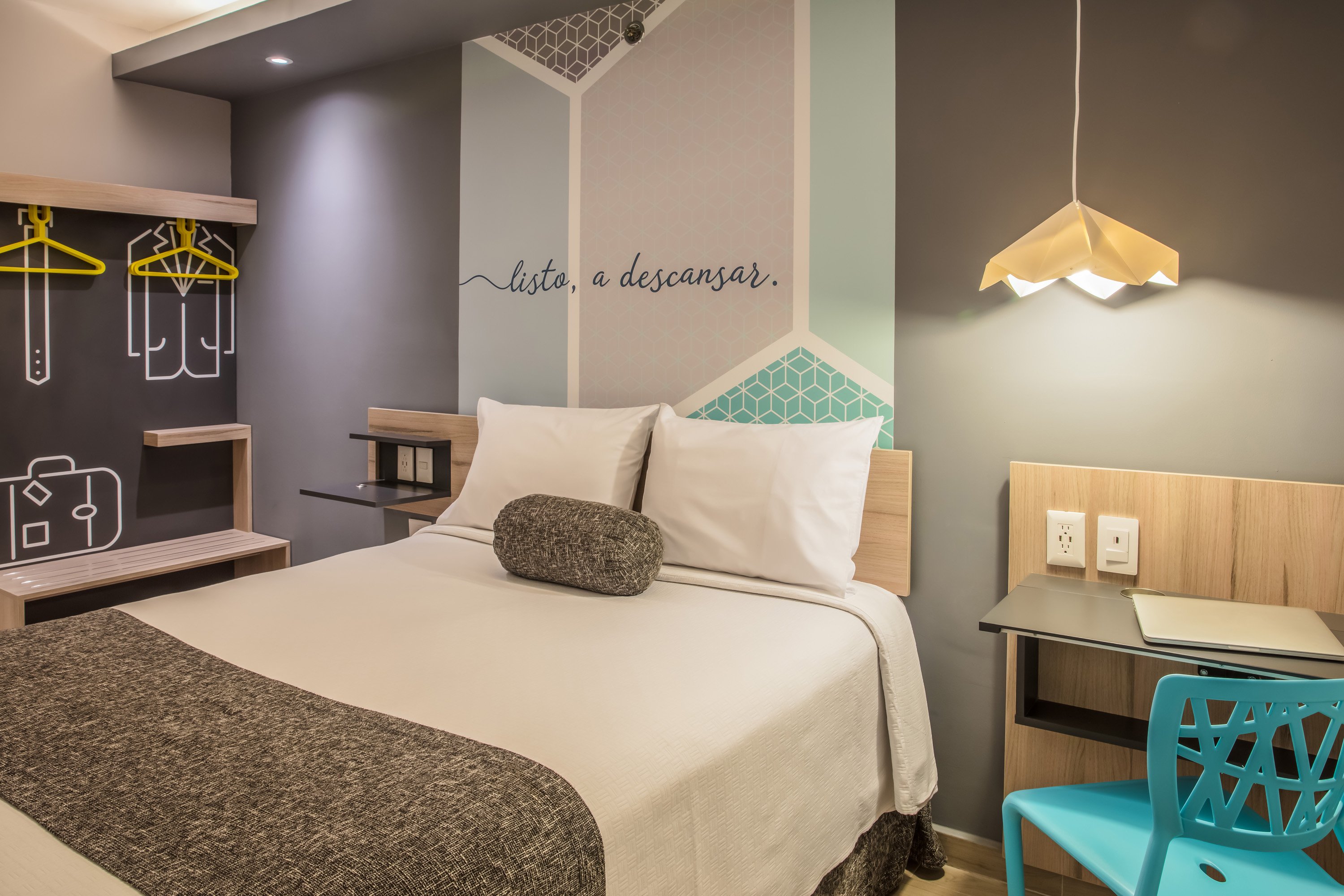 ONE TIJUANA OTAY-guestroom-Superior Room, 1 Queen.jpg