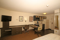  - Candlewood Suites Yorktown - I-64, Exit 256