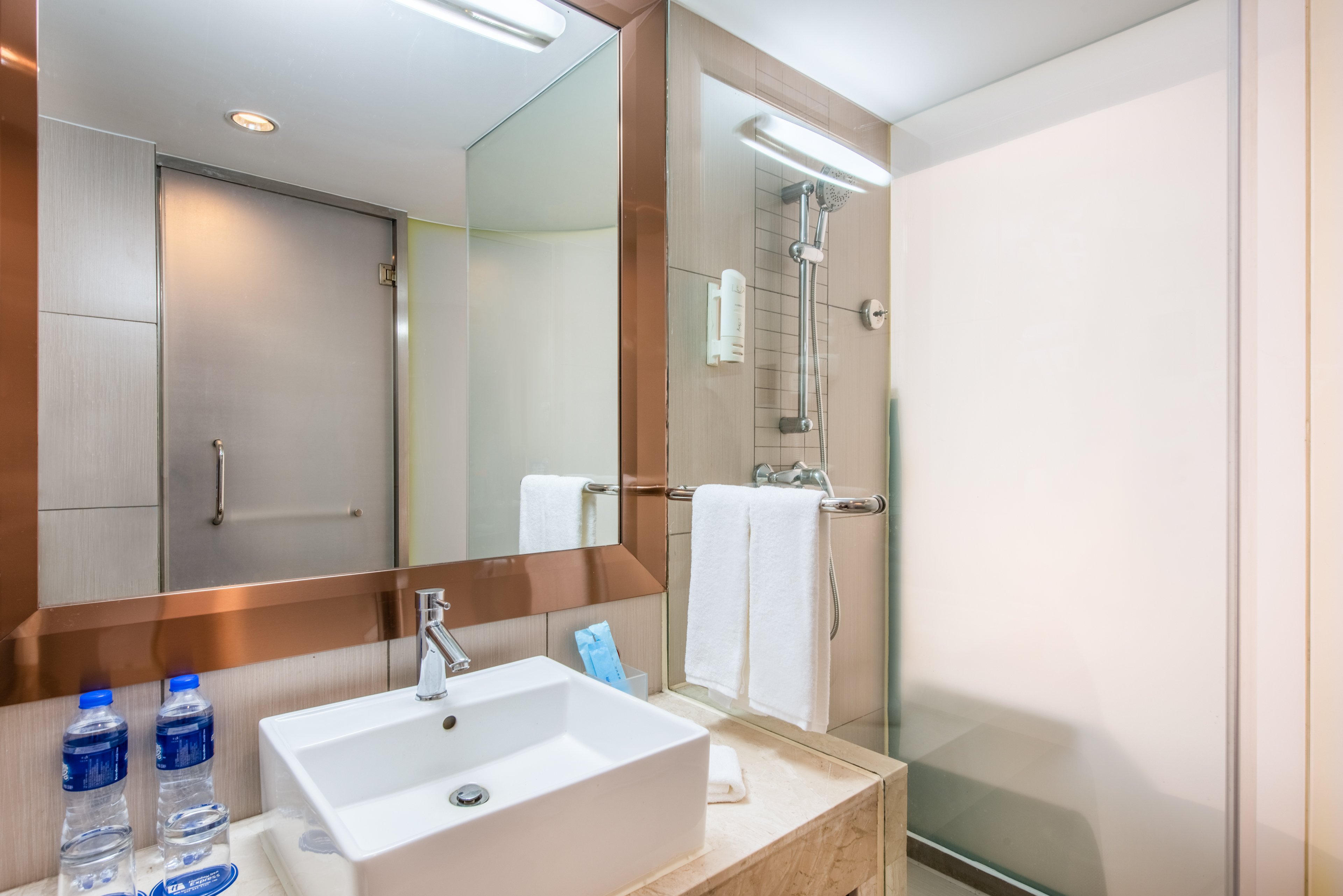 HOLIDAY INN EXP HEFEI SOUTH BY IHG-guestroom-Guest Bathroom .jpg