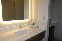  - Holiday Inn Express & Suites Brentwood