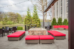  - Holiday Inn Riverfront Glendale