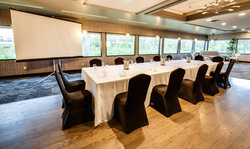  - Holiday Inn Riverfront Glendale