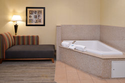  - Holiday Inn Express & Suites Nampa - I-84, Exit 38