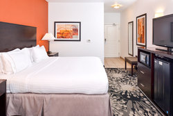  - Holiday Inn Express & Suites Greenfield - I-70, Exit 104