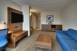  - Holiday Inn Express Pleasantville