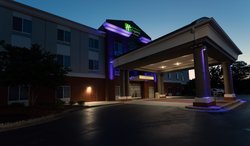  - Holiday Inn Express & Suites Athens - I-65, Exit 351