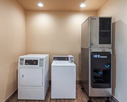  - Holiday Inn East Amarillo - I-40, Exit 75