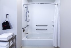  - Holiday Inn Express & Suites Port Arthur