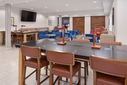  - Holiday Inn Express Wixom - I-96, Exit 159