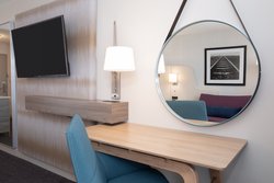  - Crowne Plaza Hotel Downtown Kansas City