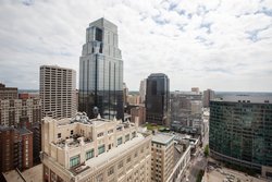  - Crowne Plaza Hotel Downtown Kansas City
