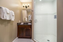  - Holiday Inn Club Vacations Williamsburg Resort - I-64, Exit 234