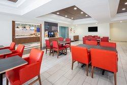  - Holiday Inn Express & Suites Surprise