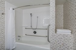  - Holiday Inn & Suites Berkshires Pittsfield