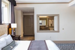  - Hotel Blackhawk Davenport