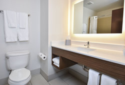  - Holiday Inn Express & Suites Selma