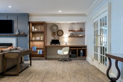  - Holiday Inn Saunderstown